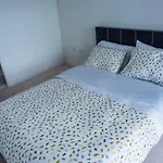 Luxury Downtown Toronto Condo - 2 Bedroom
